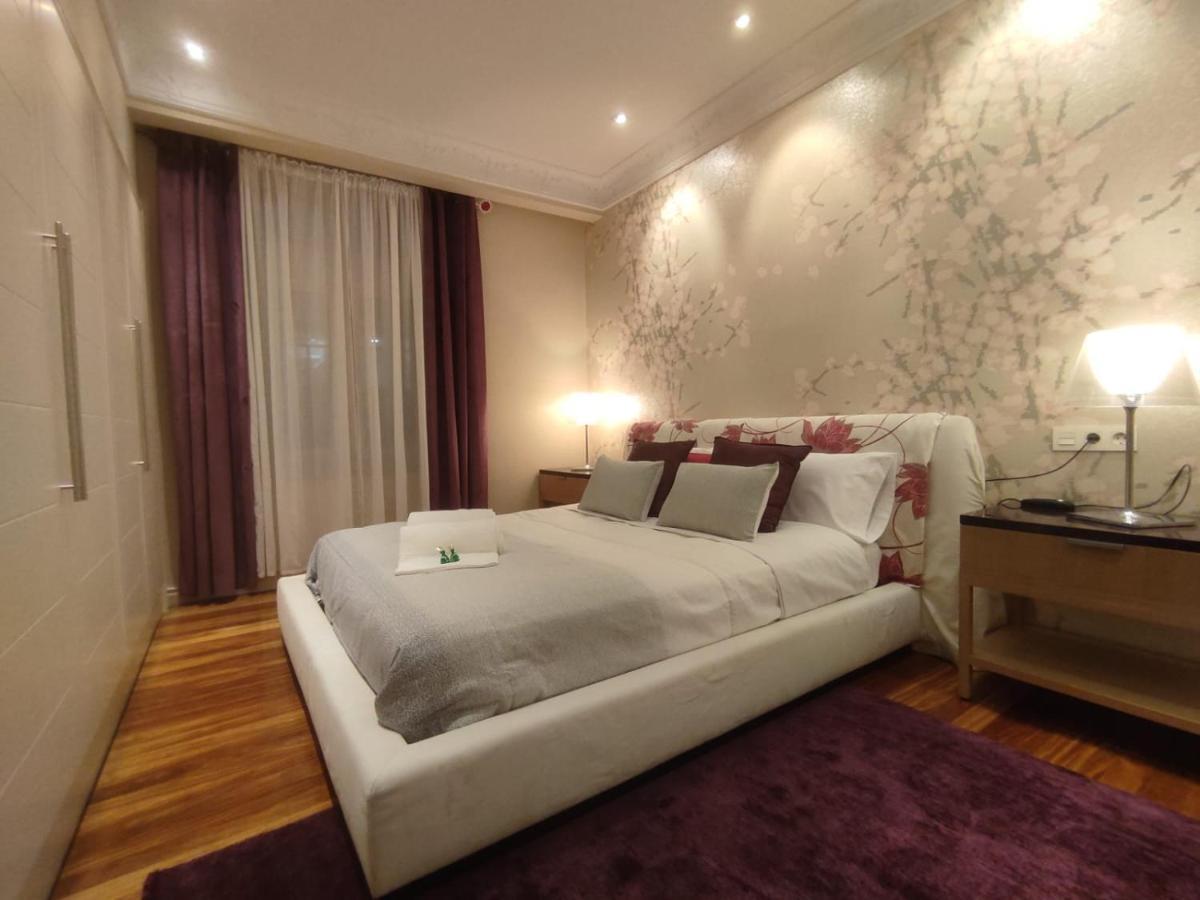 Habitacion En Vivienda Gran Via Бильбао Экстерьер фото