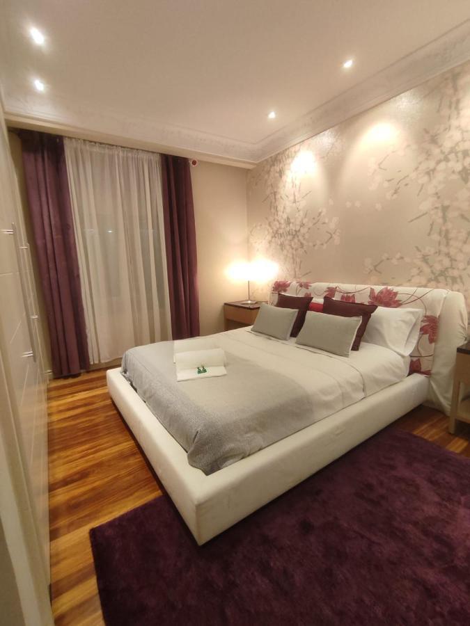 Habitacion En Vivienda Gran Via Бильбао Экстерьер фото