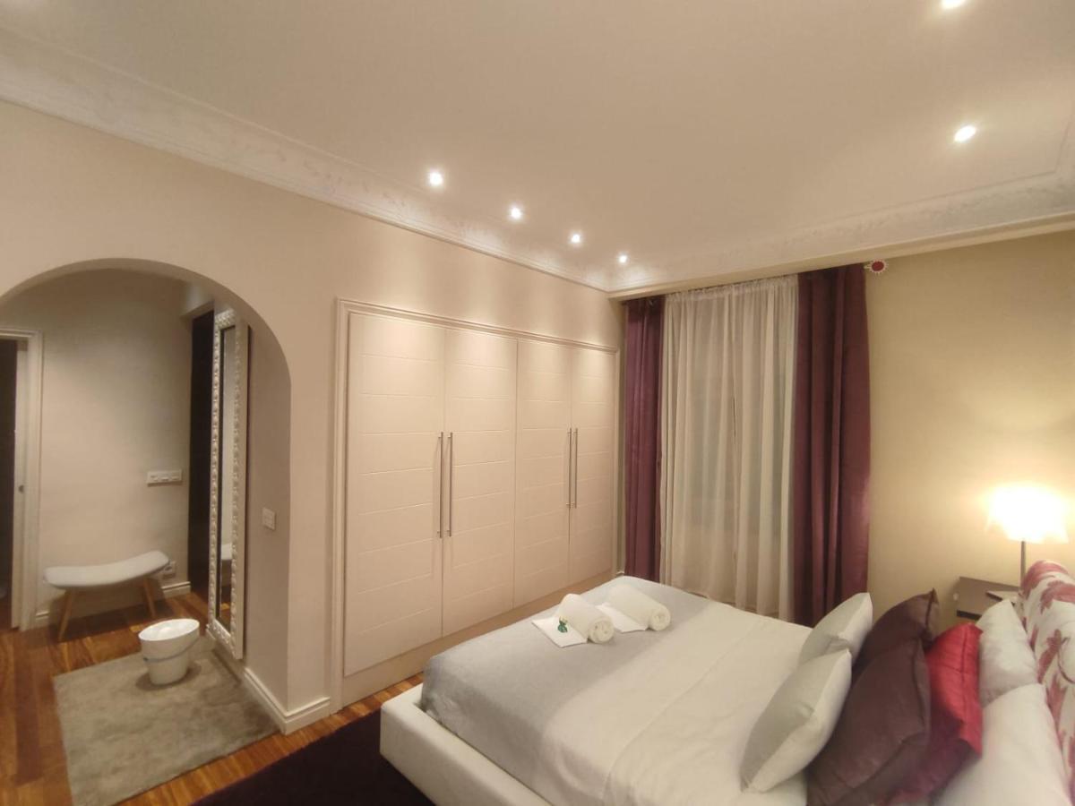 Habitacion En Vivienda Gran Via Бильбао Экстерьер фото